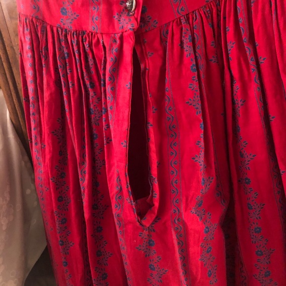 Vintage red dirndle Swiss Austrian dress prairie S - Picture 7 of 8